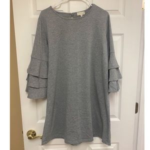 Simply Southern Gray 3/4 Frill Sleeve Dress Size M